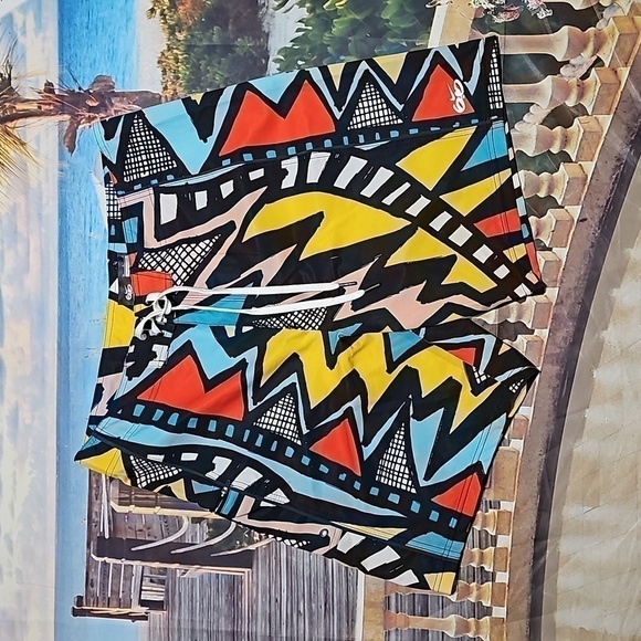 Nike Graphic Print Board Shorts Size 34 - Picture 1 of 6